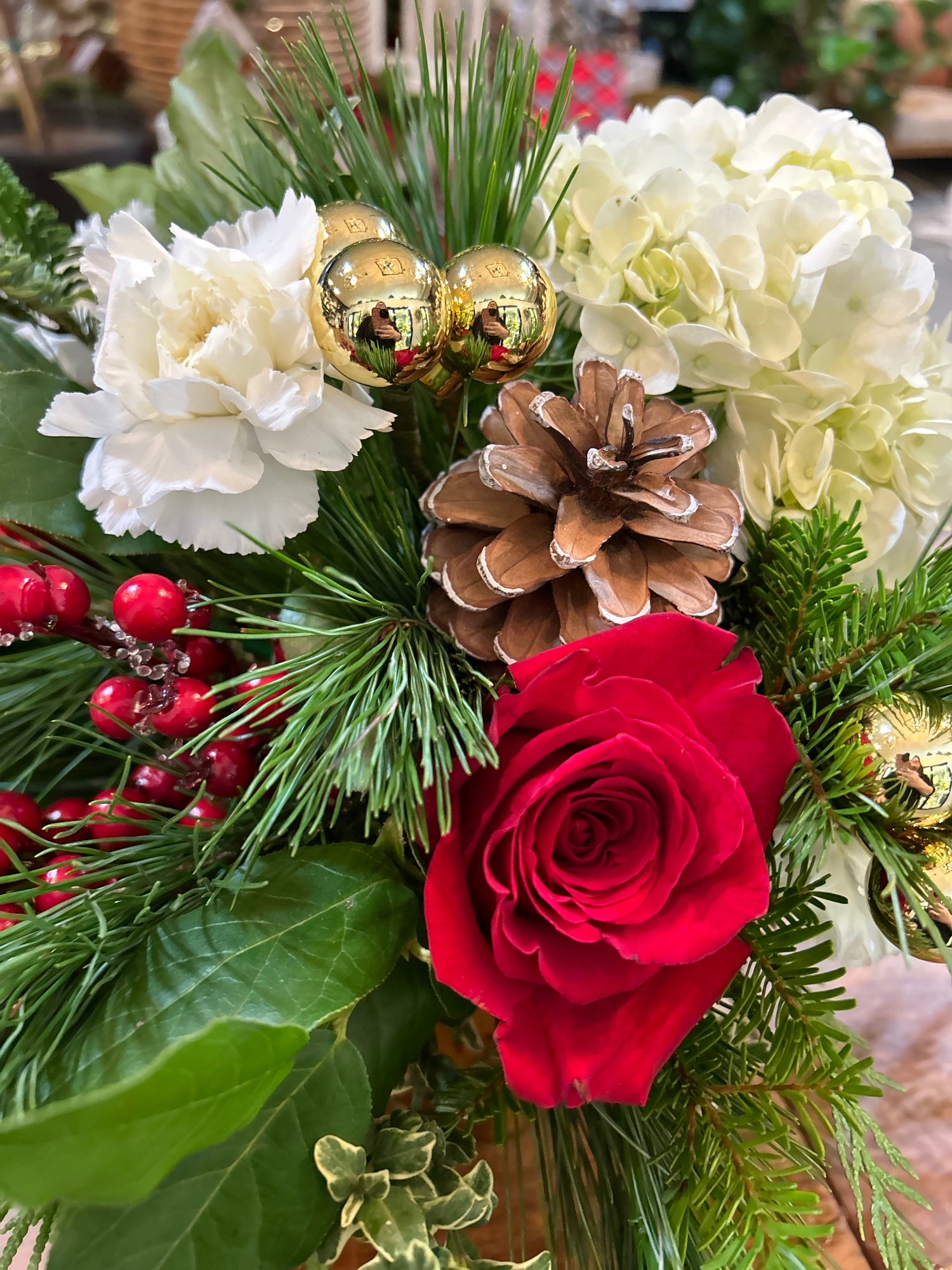 Celebrate Centrepiece in Gold Mercury Glass Vase