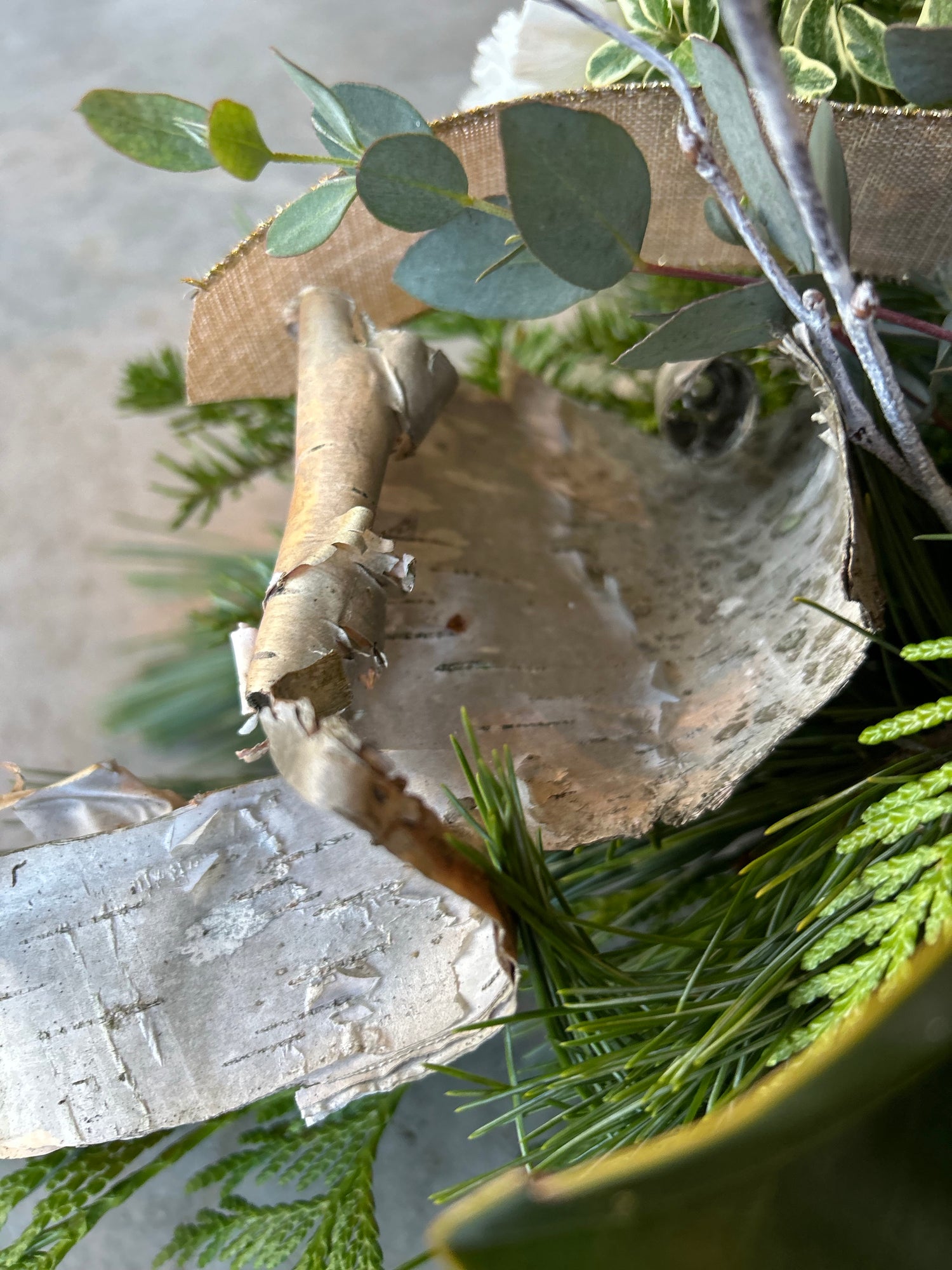 Vintage Muskoka Christmas Fresh Centrepiece