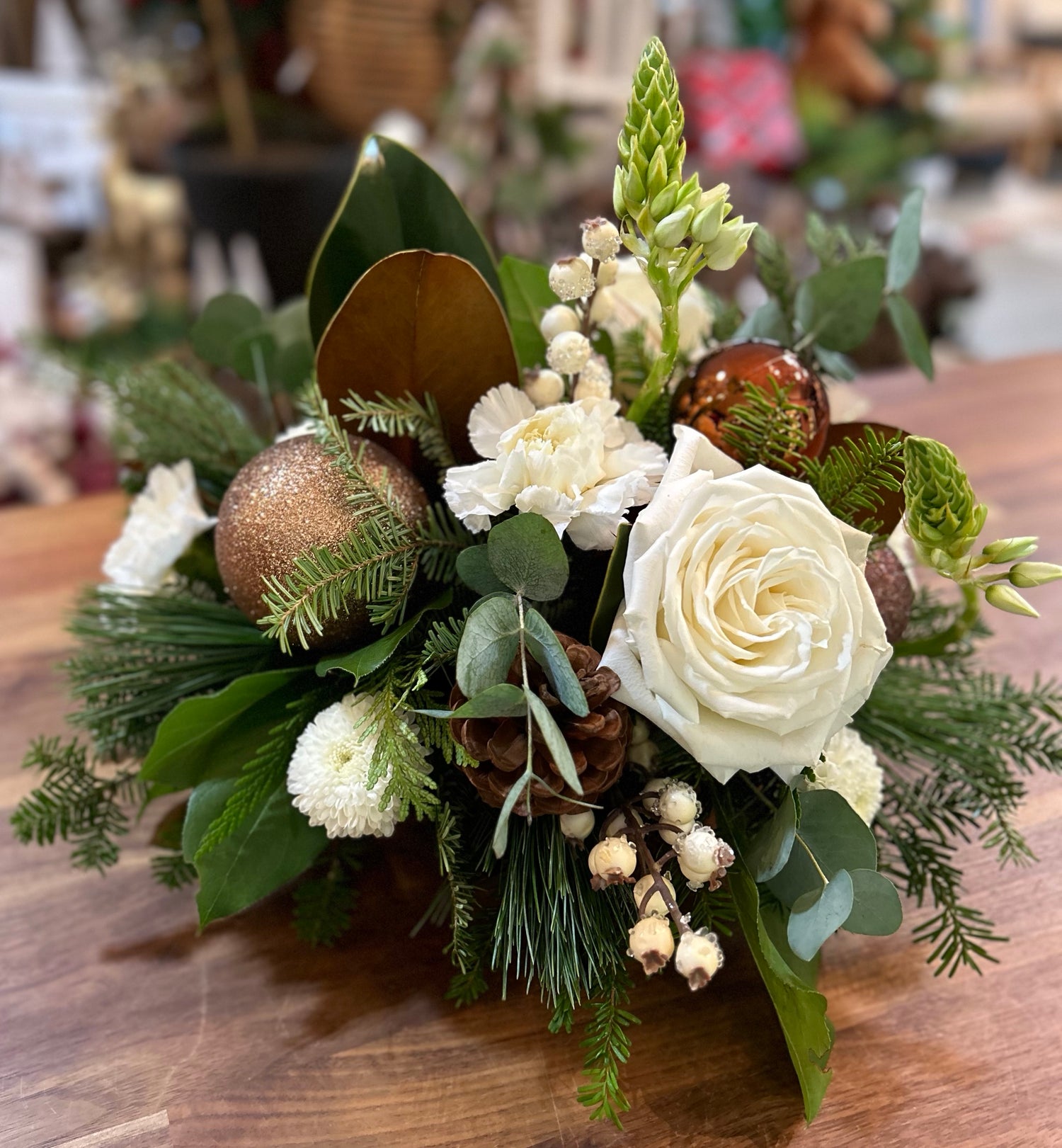 Cozy Copper Holiday Centrepiece