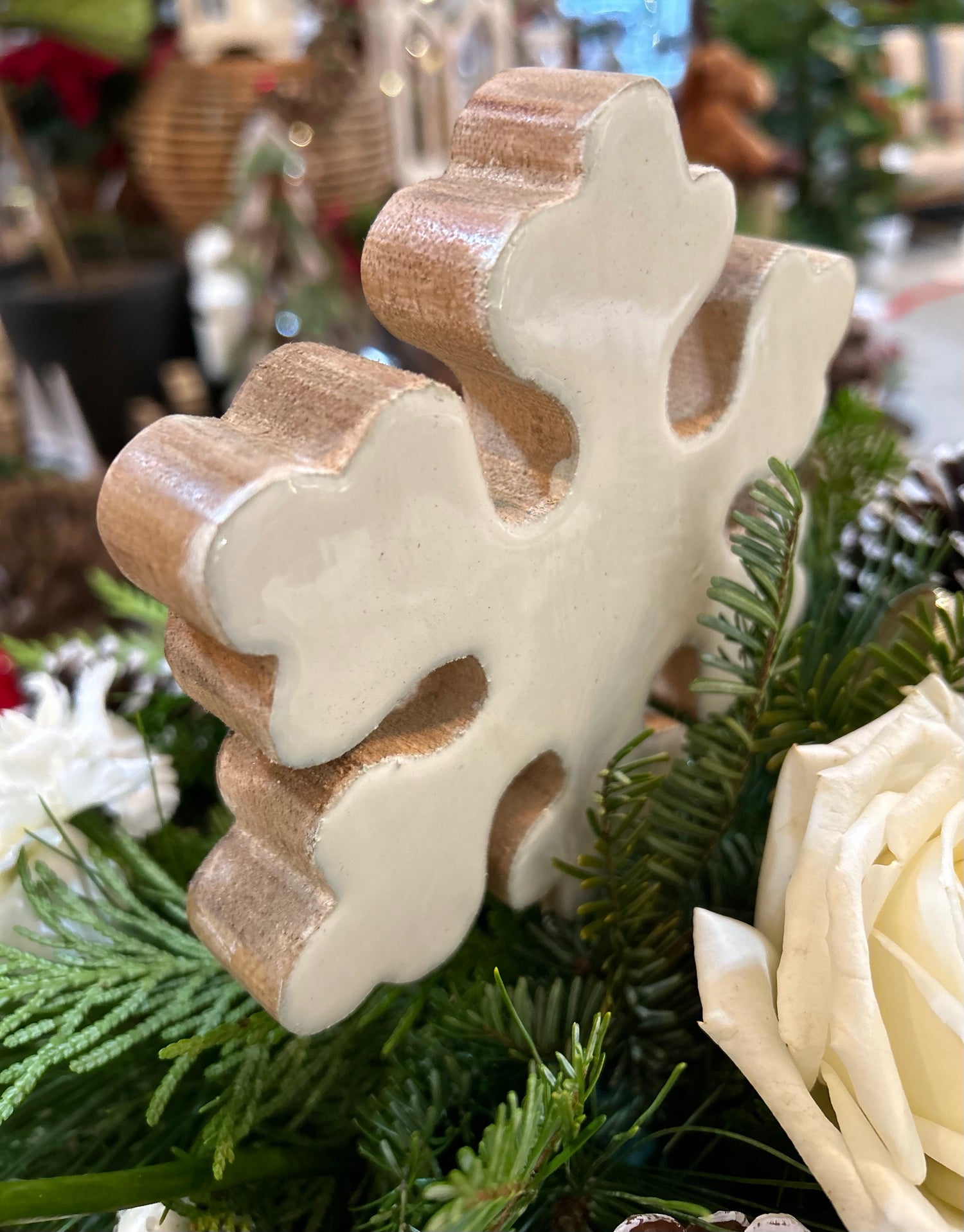 Let It Snow Fresh Centrepiece