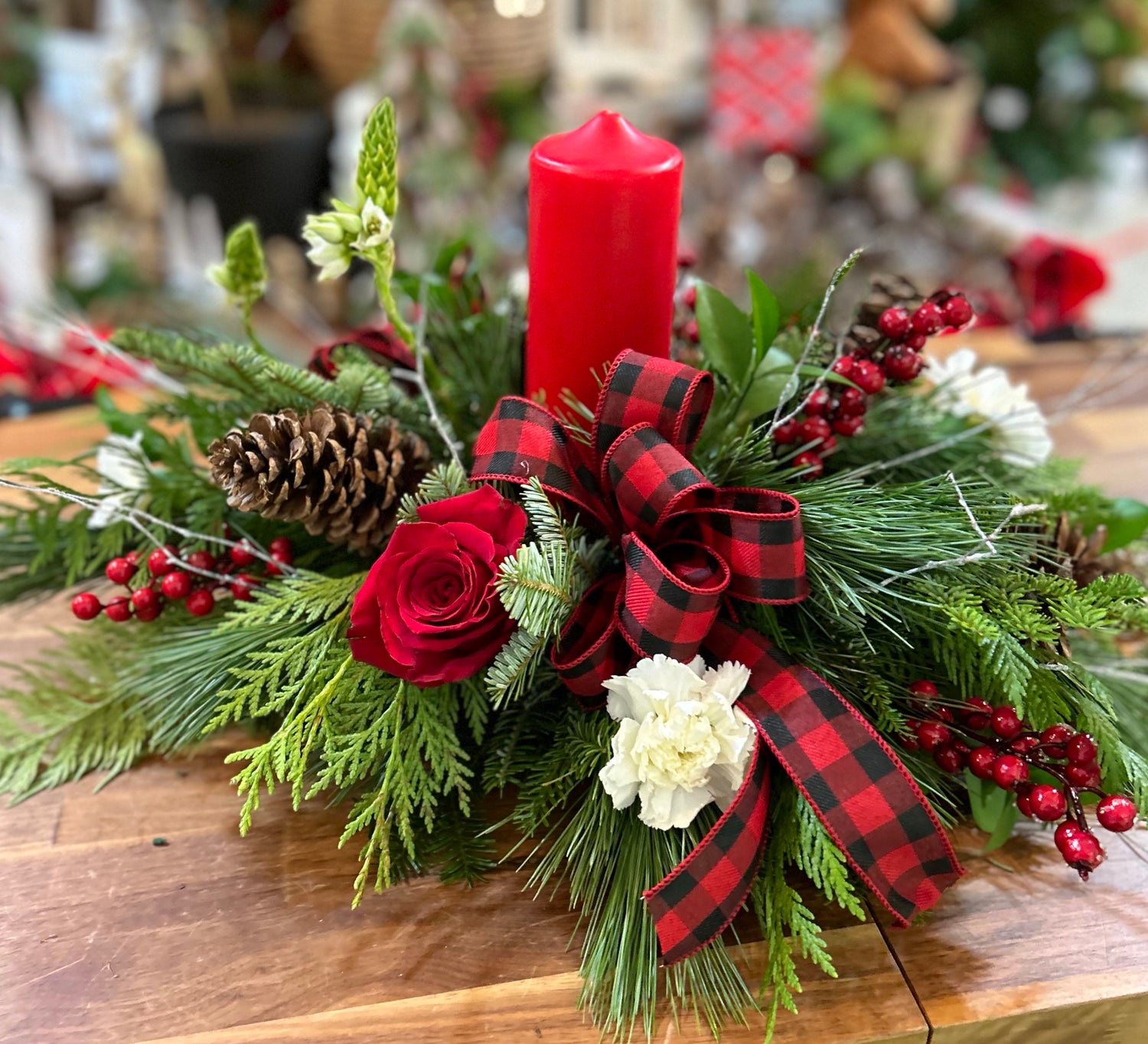 Noel Centrepiece with Pillar Candle