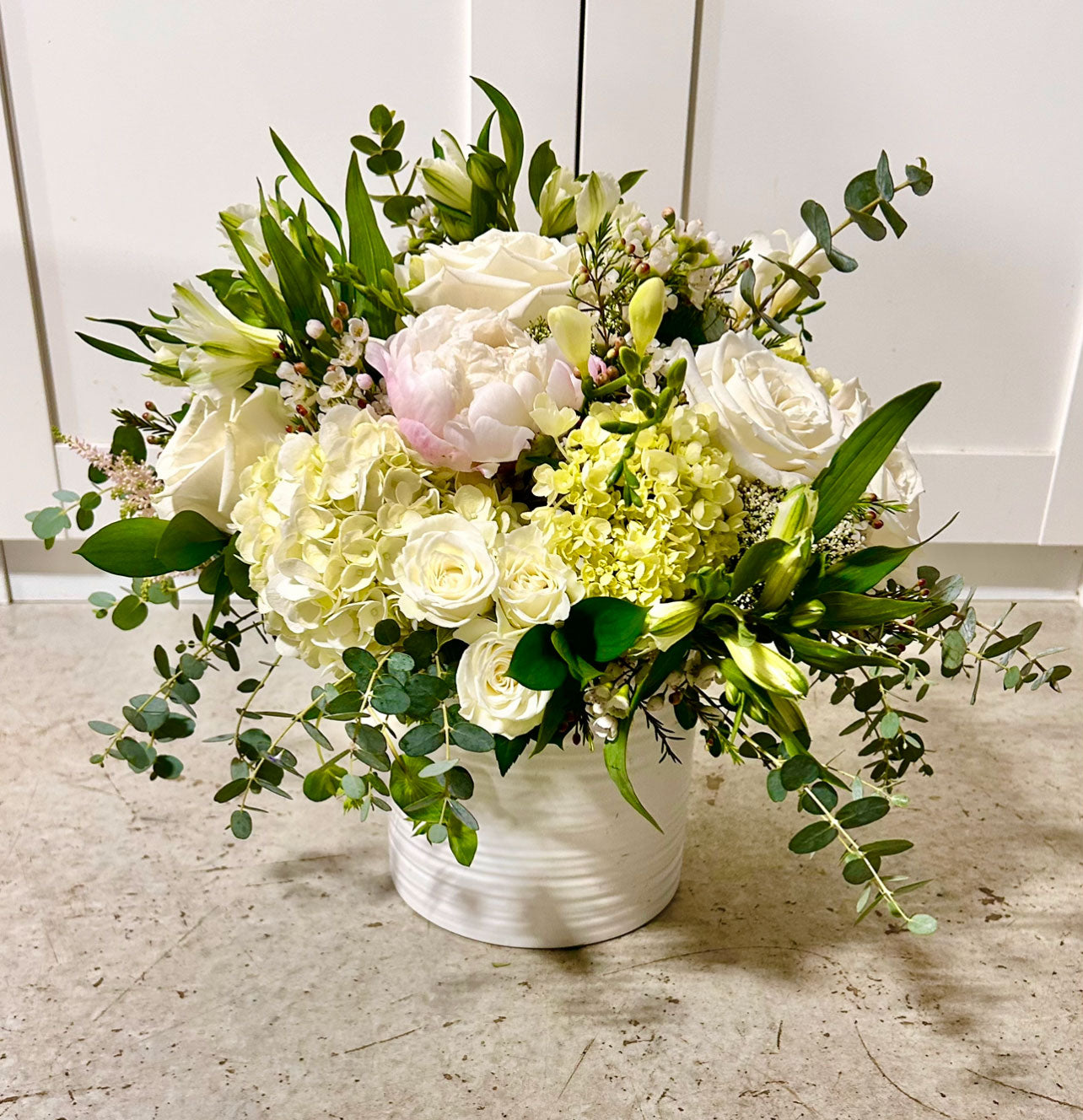 Crème Centrepiece