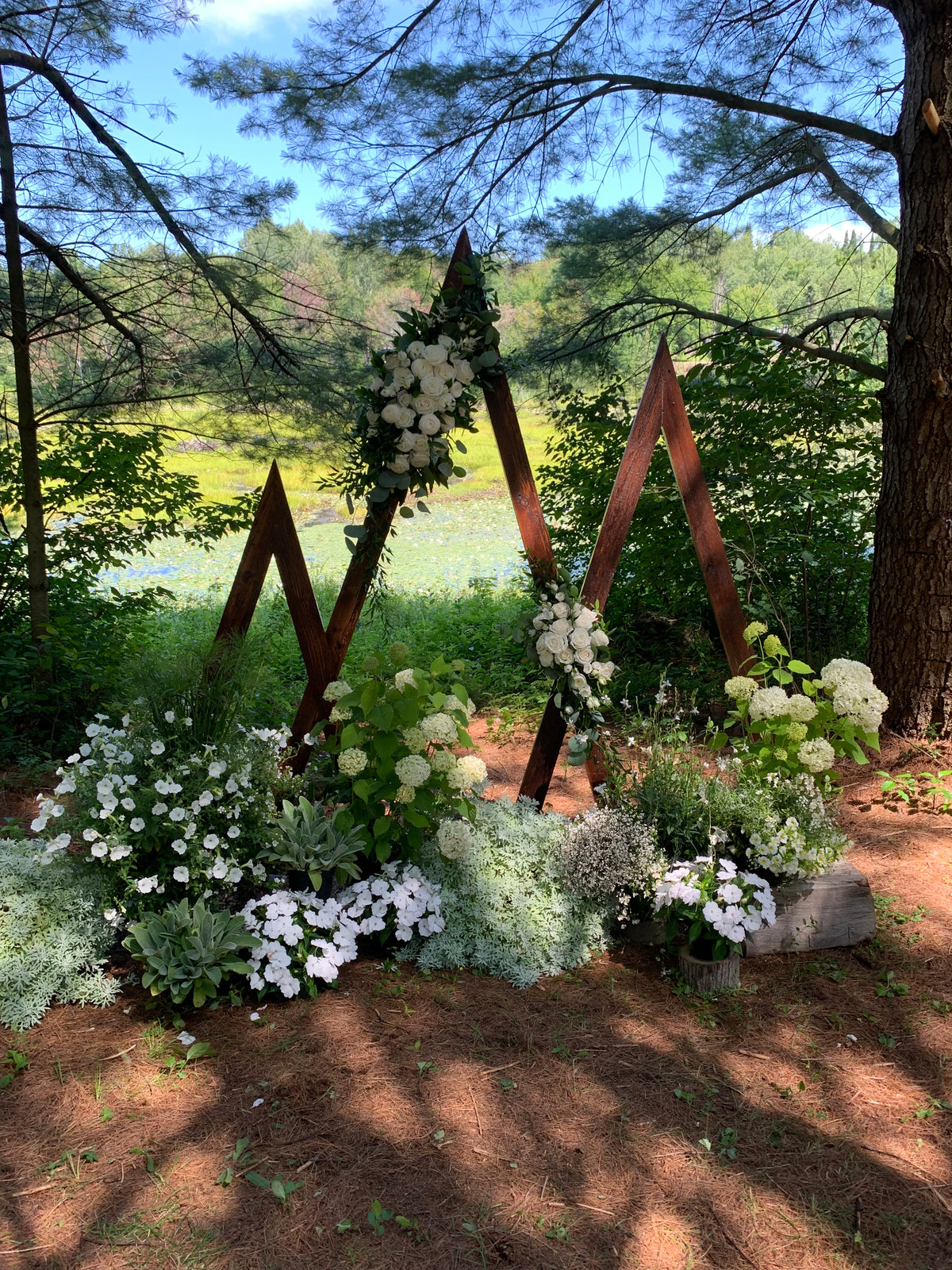 Wedding: Arch Decor for the Ceremony