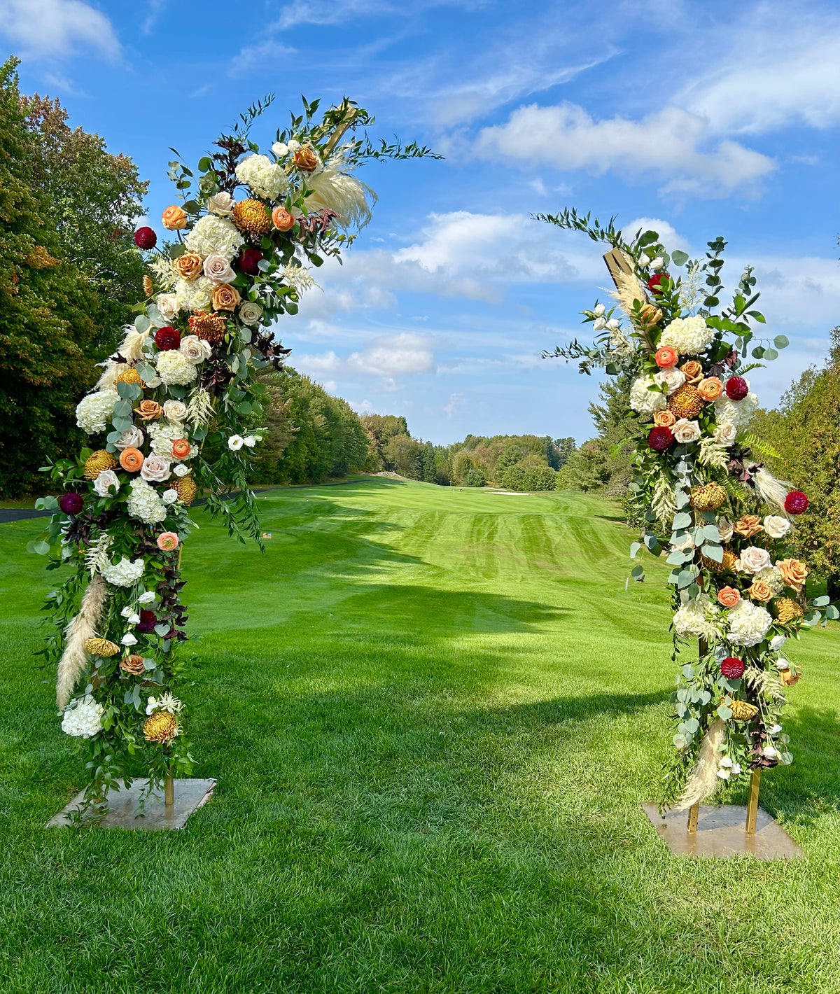 Wedding: Arch Decor for the Ceremony