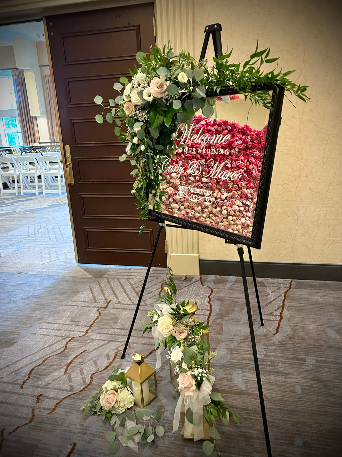 WEDDING: Signing Table, Welcome Sign, Seating Chart, Bar arrangements, Cake Florals