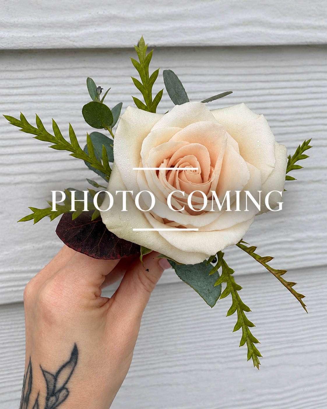 WEDDING: Signing Table, Welcome Sign, Seating Chart, Bar arrangements, Cake Florals
