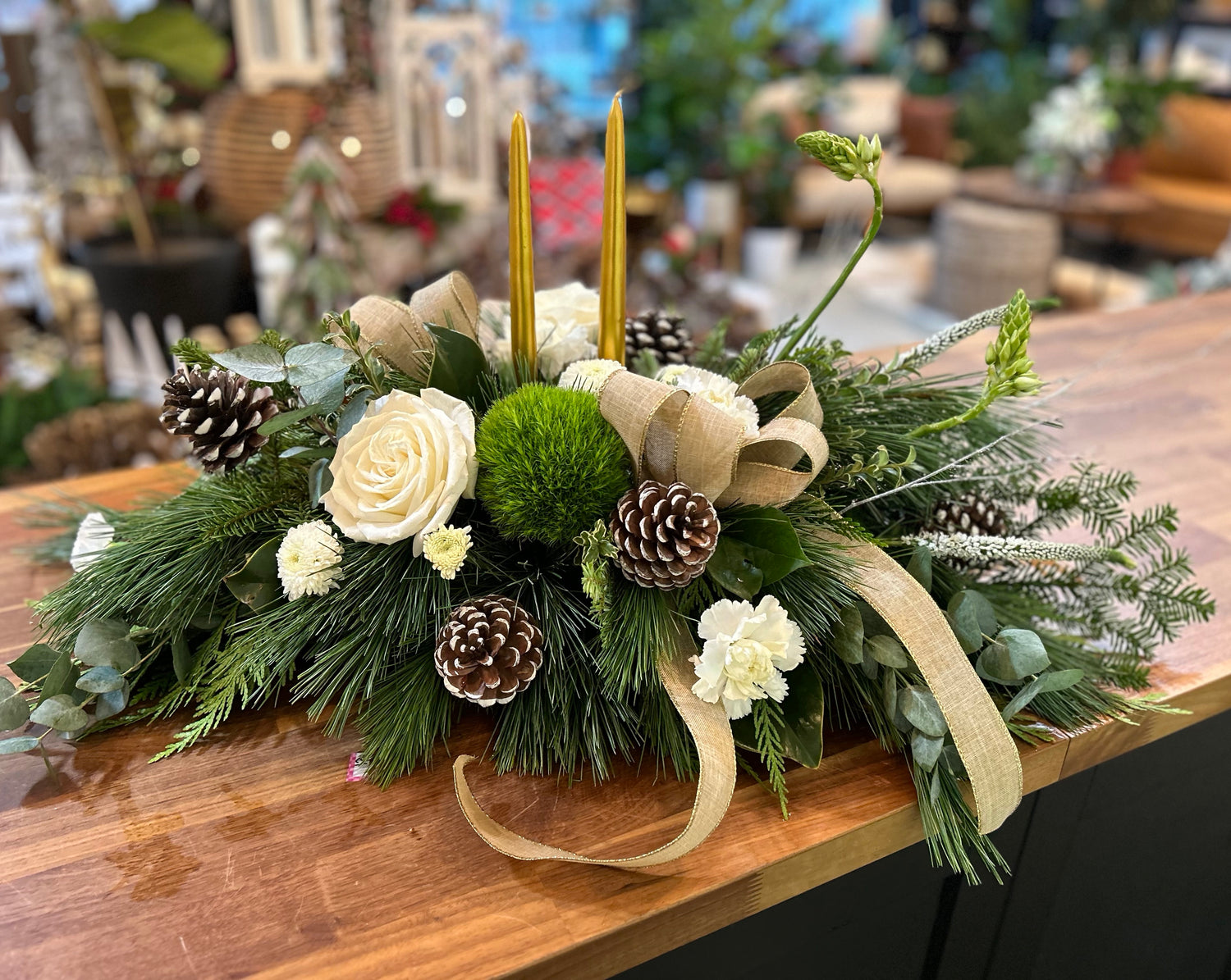 Elegant Fresh Centrepiece with Candles in white