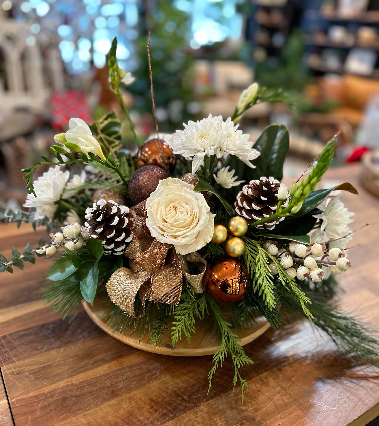 Cozy Copper Holiday Centrepiece