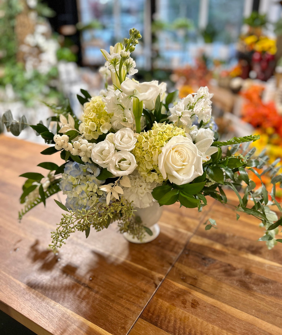 WEDDING: Signing Table, Welcome Sign, Seating Chart, Bar arrangements, Cake Florals