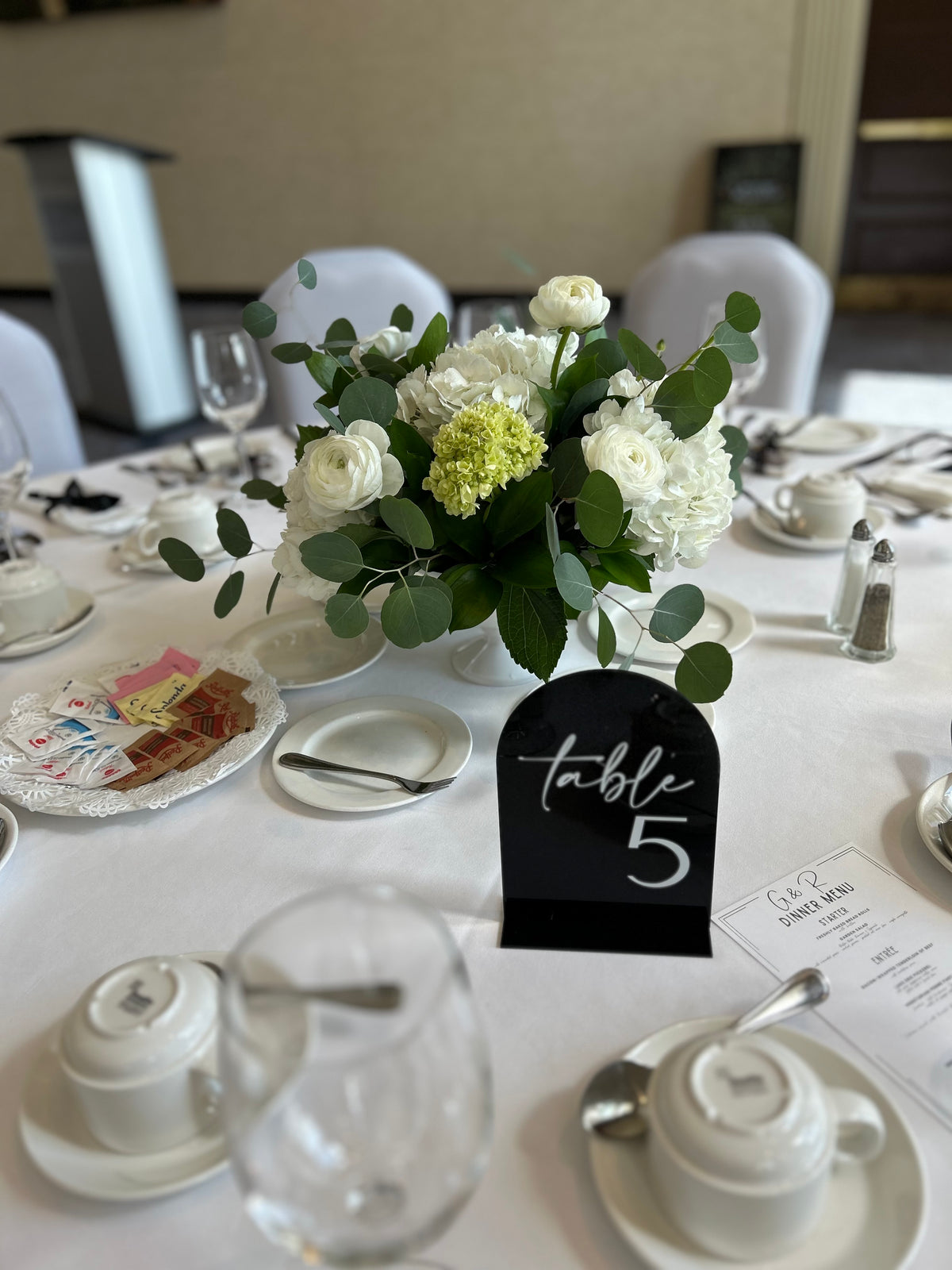 WEDDING: Centrepieces for the reception
