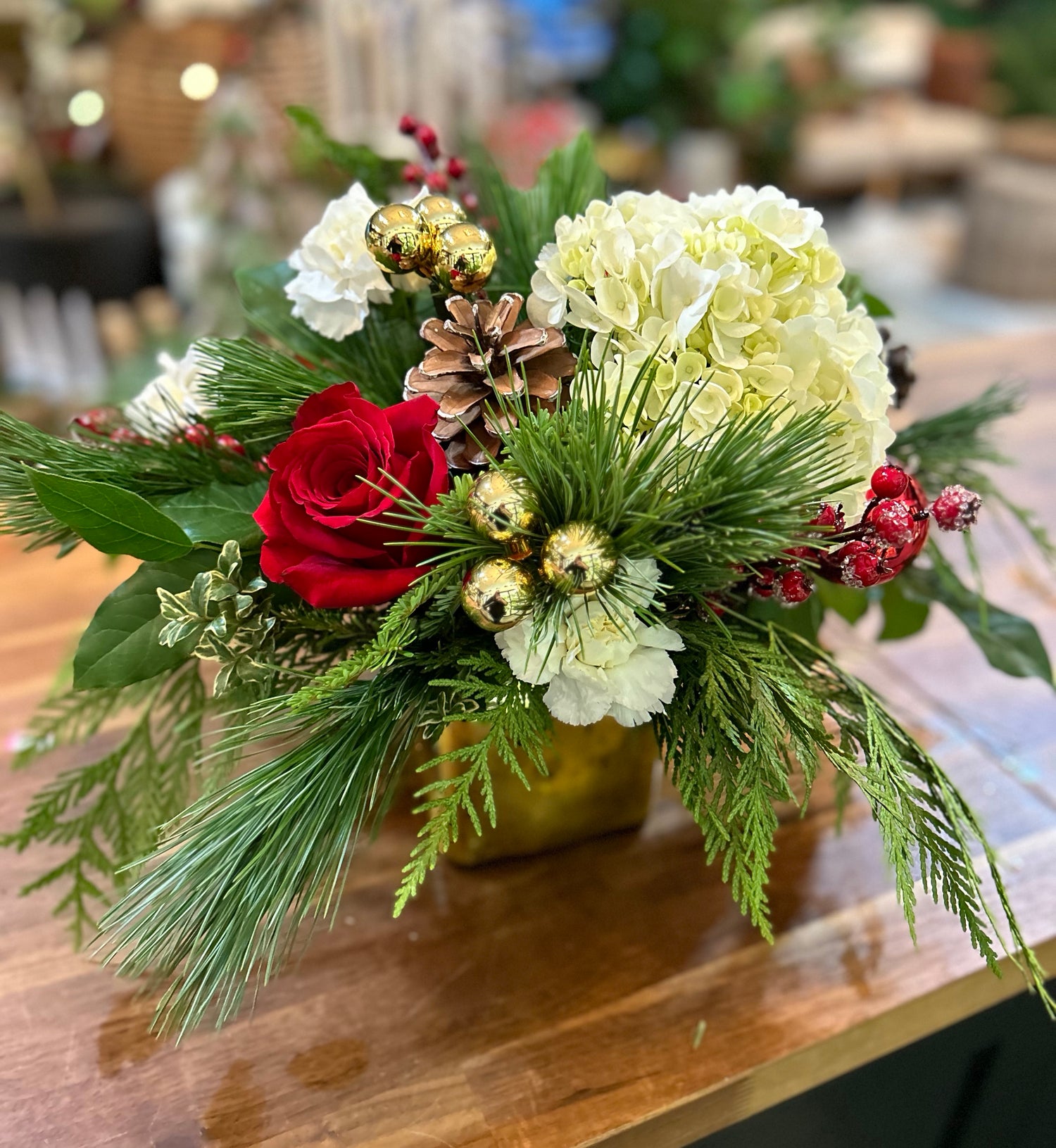 Celebrate Centrepiece in Gold Mercury Glass Vase