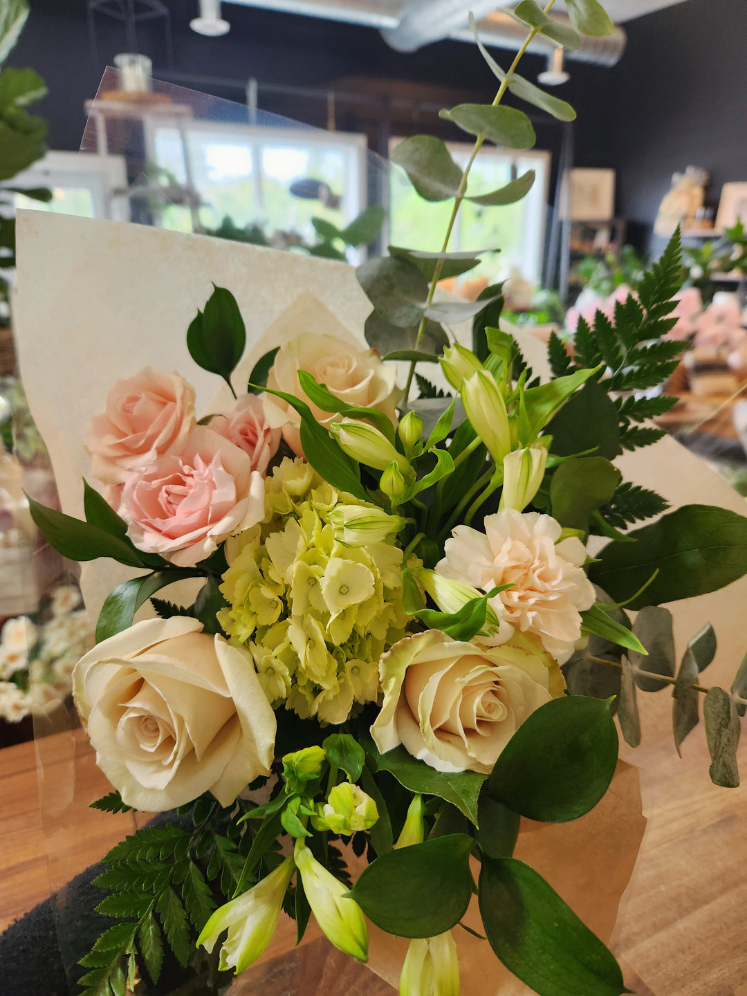 Simply Sweet Cut Bouquet – Cottage Country Flowers Inc.